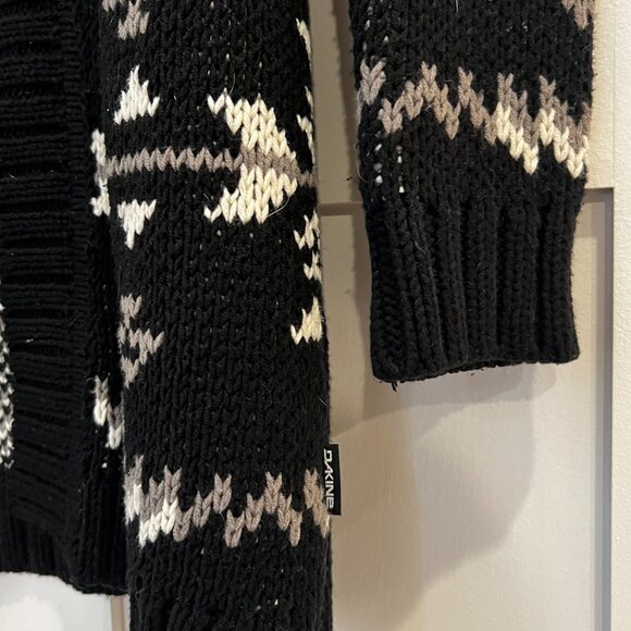 Dakine Long Sweater Cardigan Size Small - Picture 6 of 6